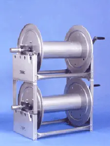Titan 4312S 12-inch manual rewind hose reel